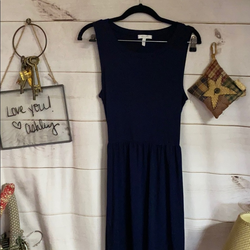 Delia’s; Navy; MIDI Shift dress; L - Picture 4 of 8